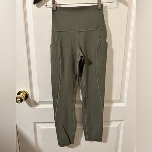 Lululemon align with pockets 23”